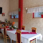 Dom Nad Jeziorem * Pieczarki