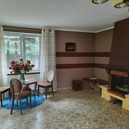 Dom Nad Jeziorem Pieczarki