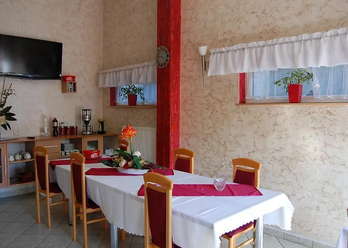 Dom Nad Jeziorem * Pieczarki